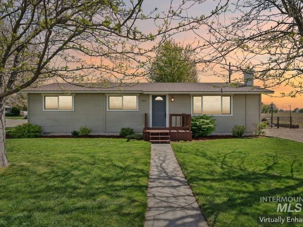 902 S Arizona, Fruitland, ID 83619