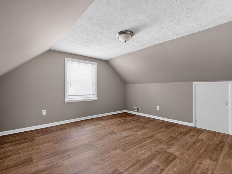 2902 Northglen Drive, Columbus, OH 43224 Photo 25