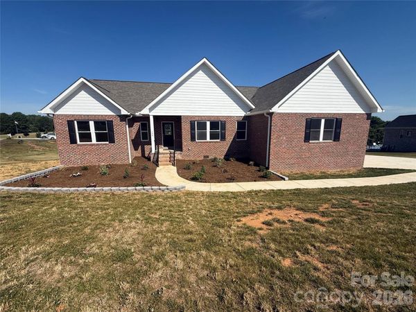 130 Oak Pointe Lane, Wilkesboro, NC 28697
