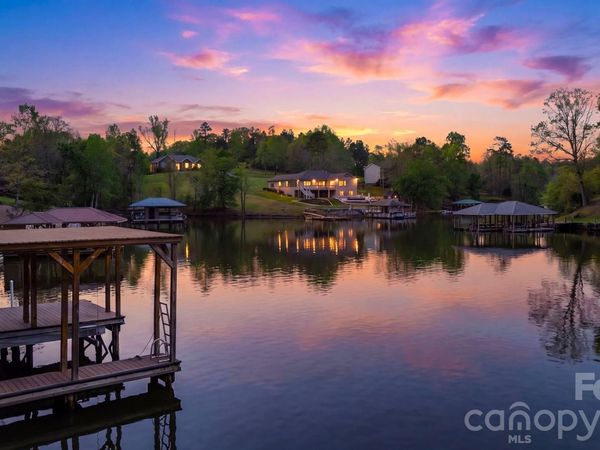 5411 Icard Ridge Road, Hickory, NC 28601