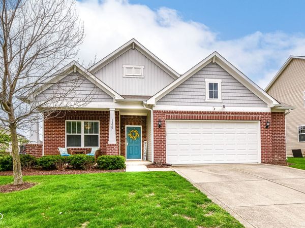 13987 Catalina Drive, Fishers, IN 46038