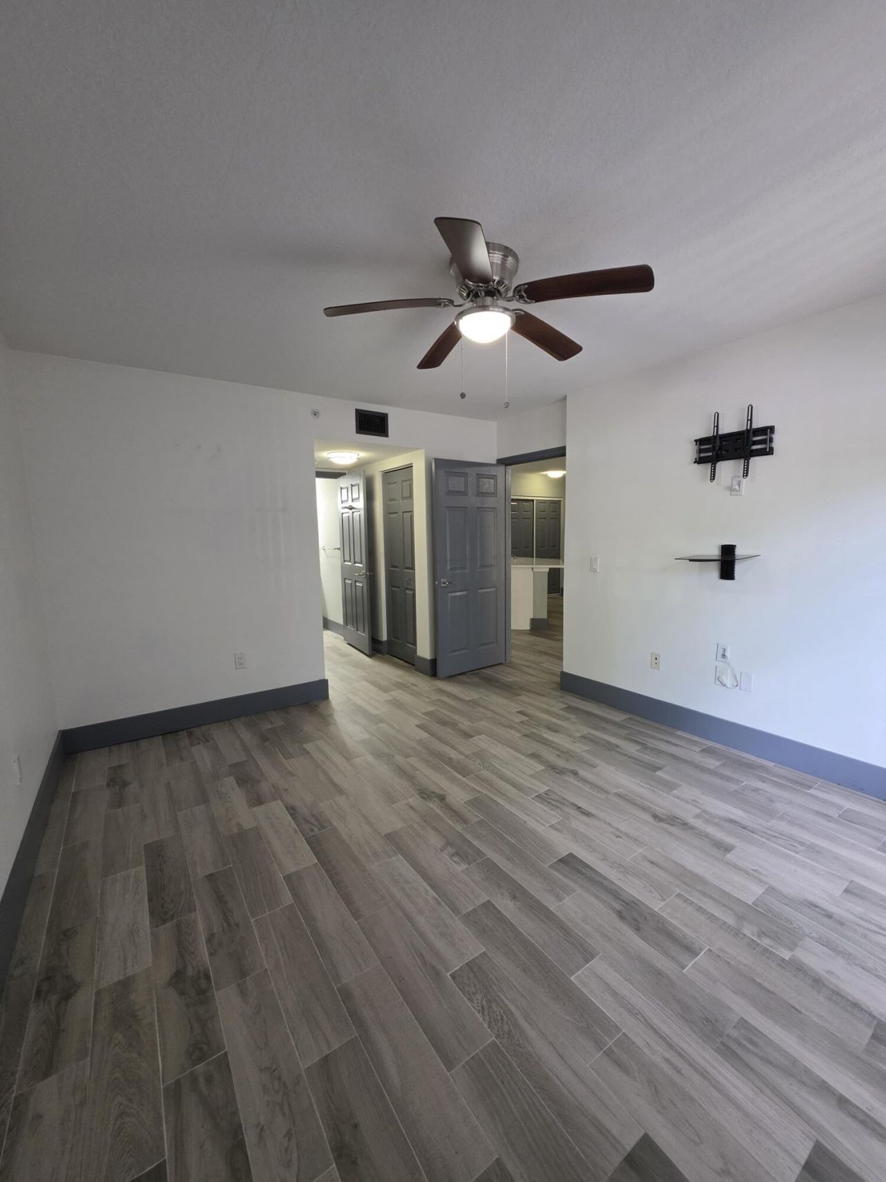 4211 San Marino Boulevard, Unit 105, West Palm Beach, FL 33409 Photo