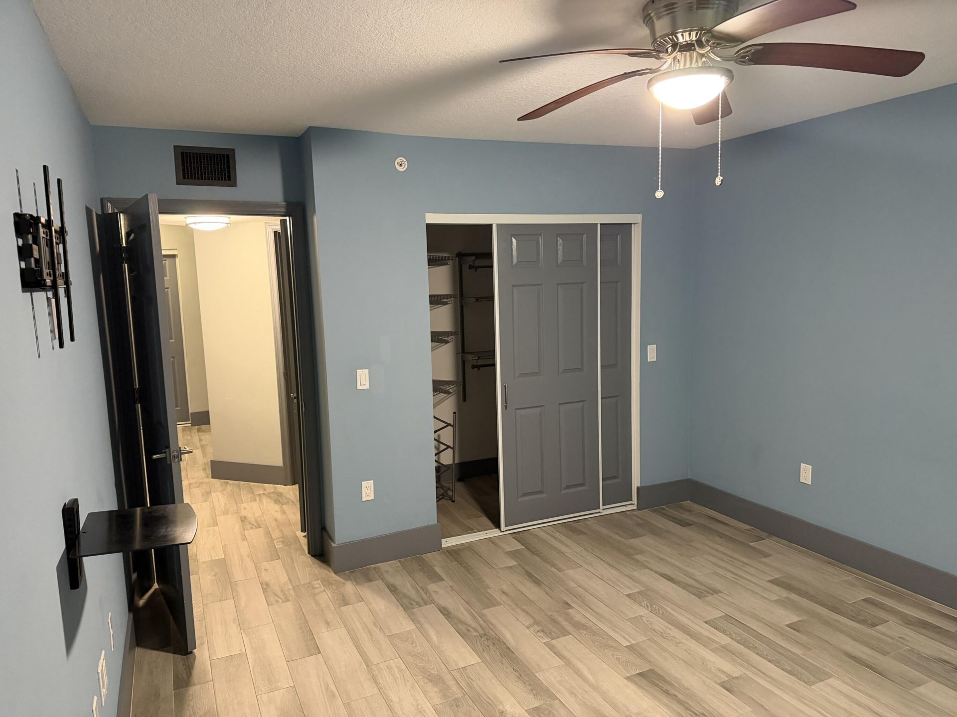 4211 San Marino Boulevard, Unit 105, West Palm Beach, FL 33409 Photo