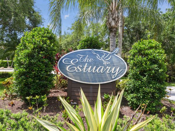 2233 NW 22nd Avenue, Unit 102, Stuart, FL 34994