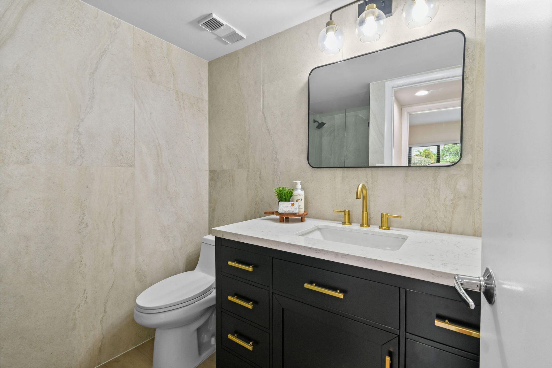 2233 NW 22nd Avenue, Unit 102, Stuart, FL 34994 Photo