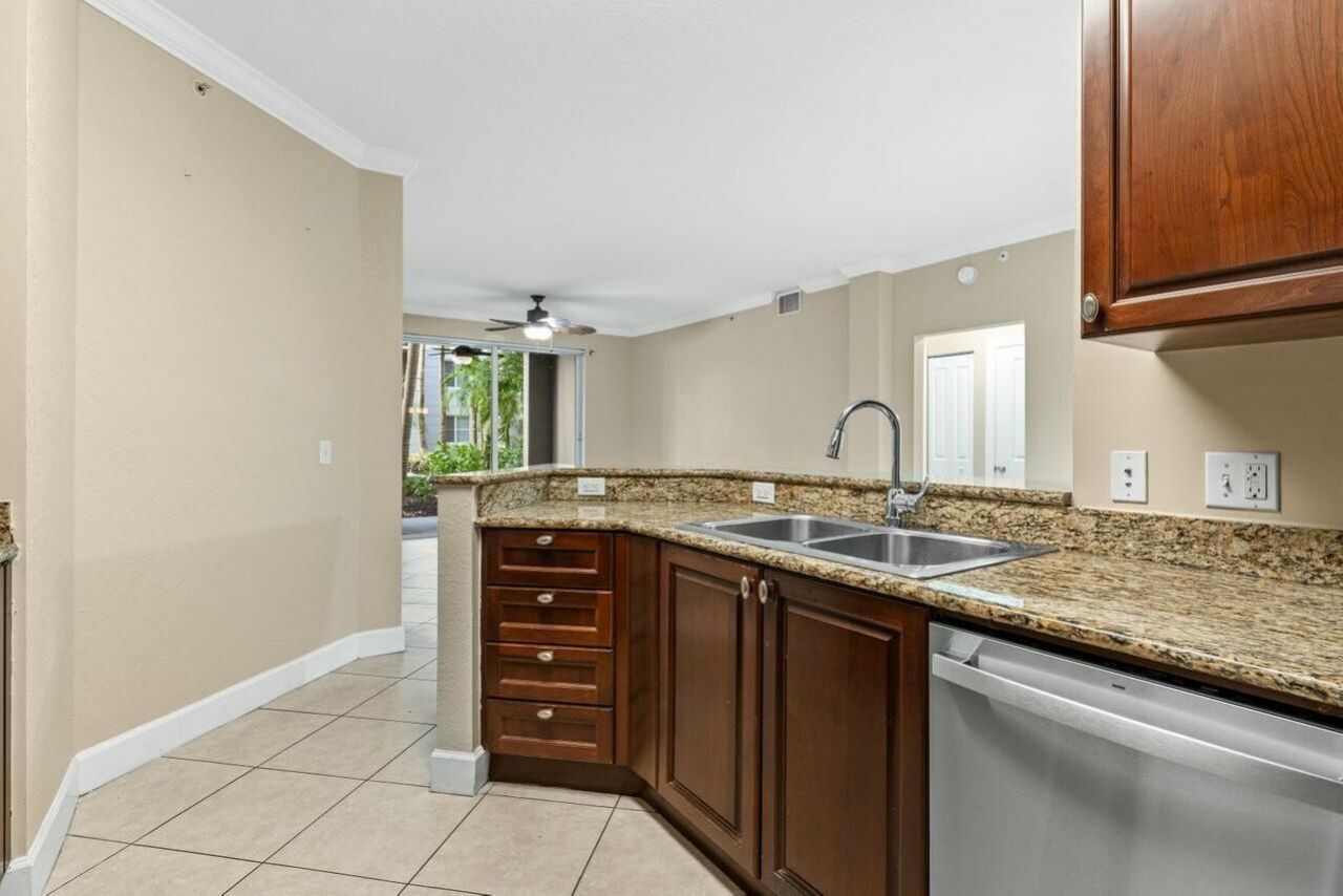 1690 Renaissance Commons Boulevard, Unit 1125, Boynton Beach, FL 33426 Photo