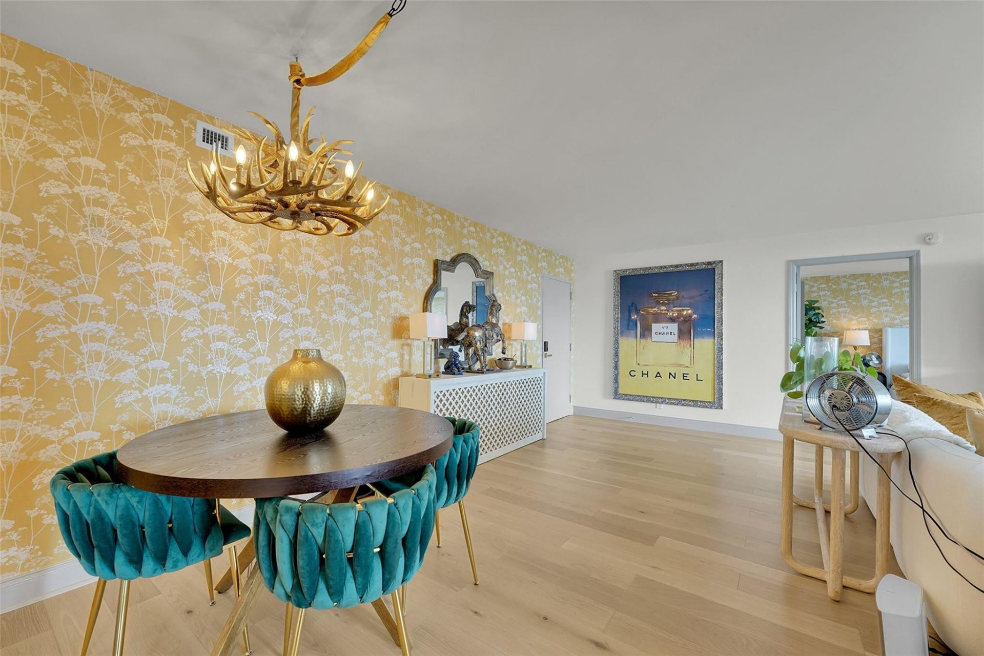 2841 N Ocean Boulevard, Unit 1004, Fort Lauderdale, FL 33308 Photo