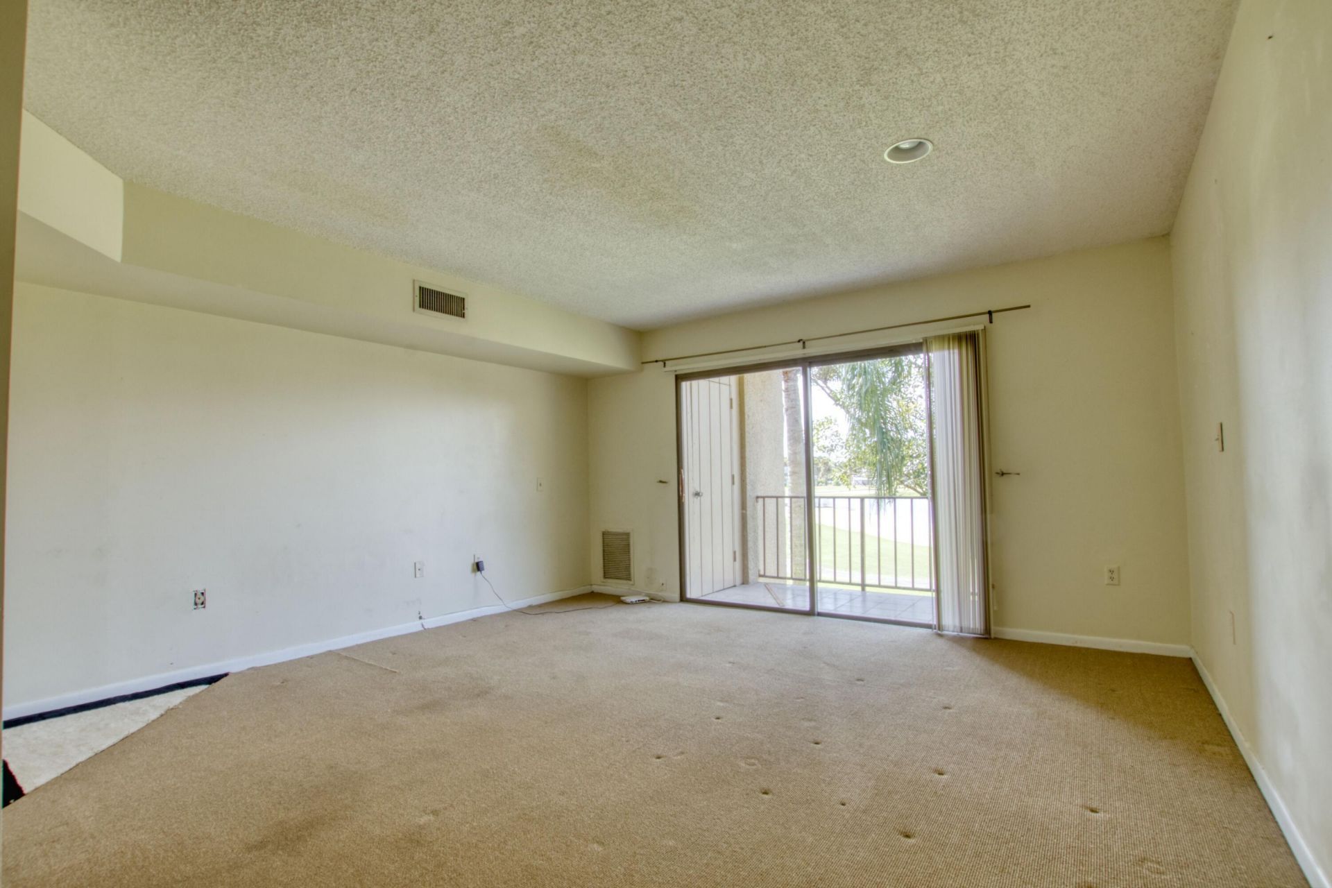 4657 Fountains Drive S, Unit 206, Greenacres, FL 33467 Photo