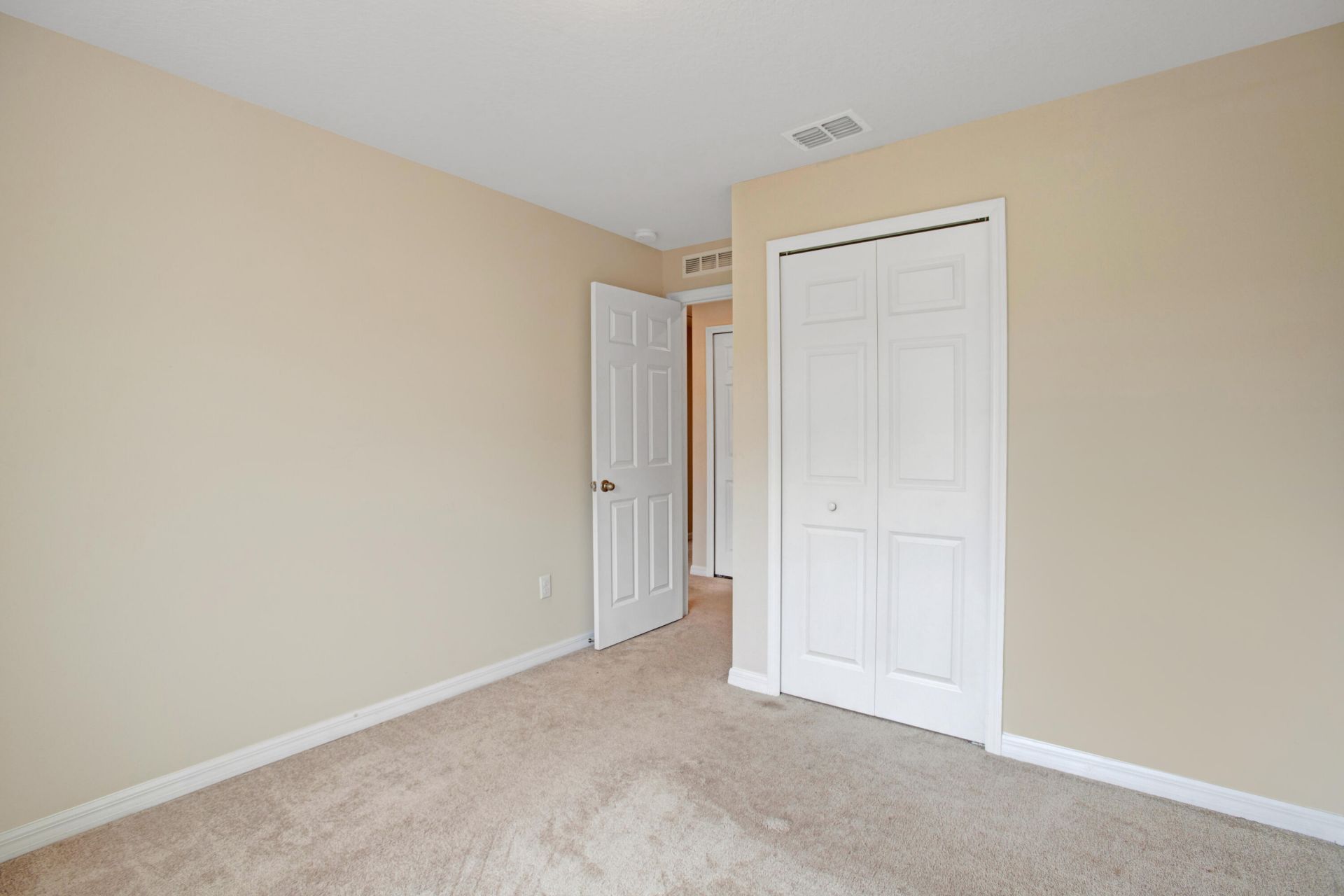 3343 Liberty Square Way, Unit 104, Fort Pierce, FL 34982 Photo