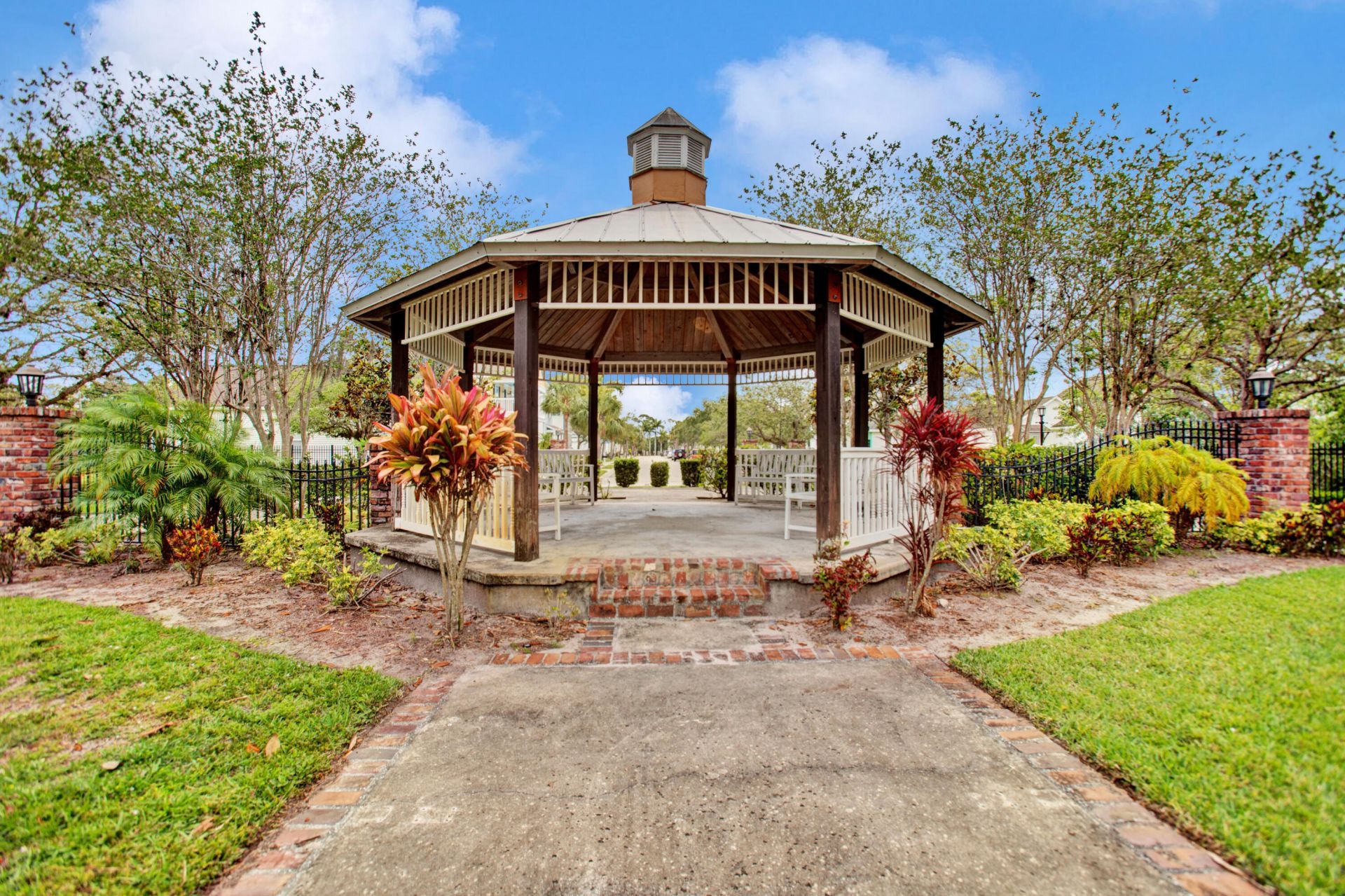 3343 Liberty Square Way, Unit 104, Fort Pierce, FL 34982 Photo