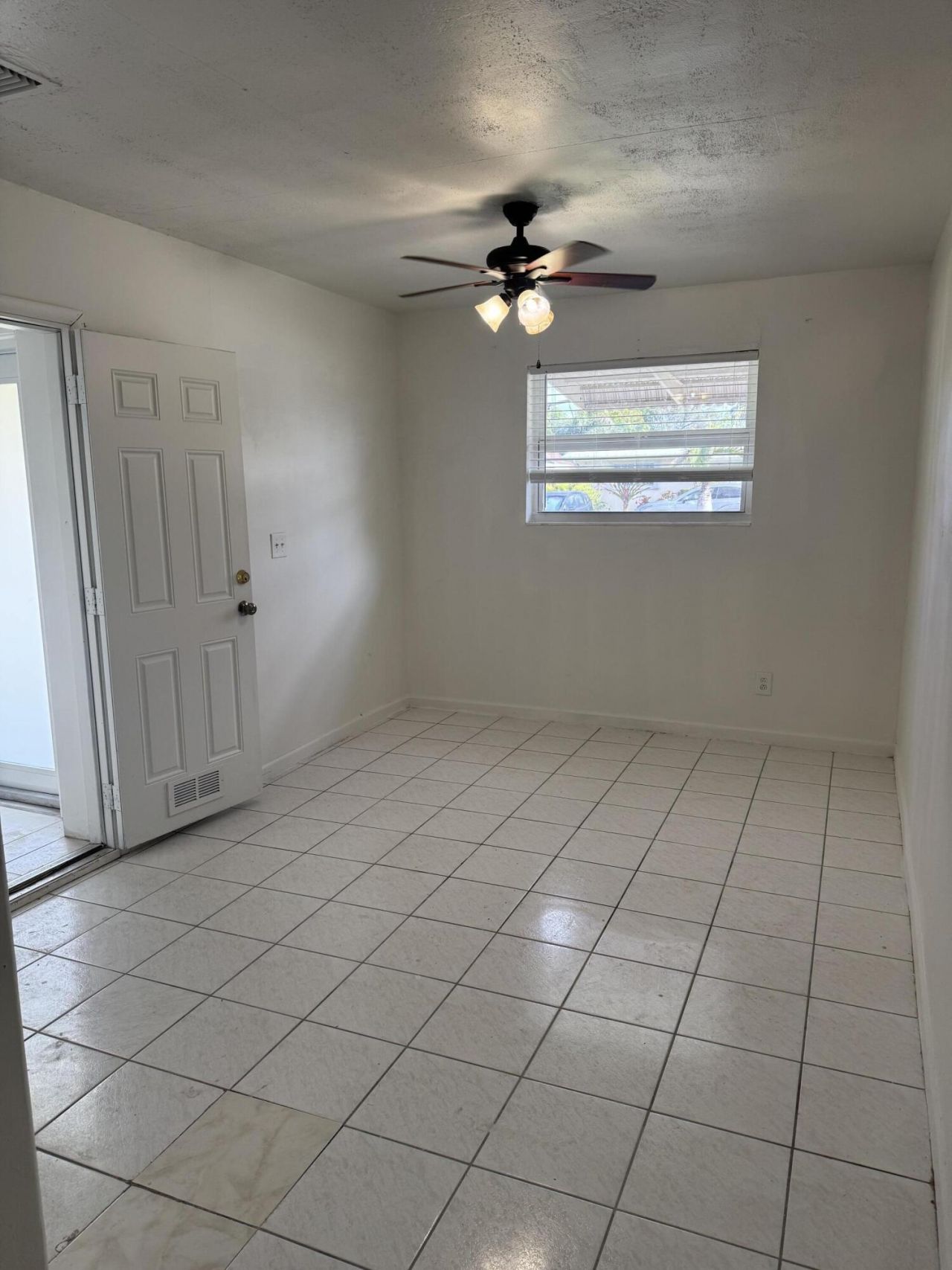 7821 NW 14th Street, Pembroke Pines, FL 33024 Photo