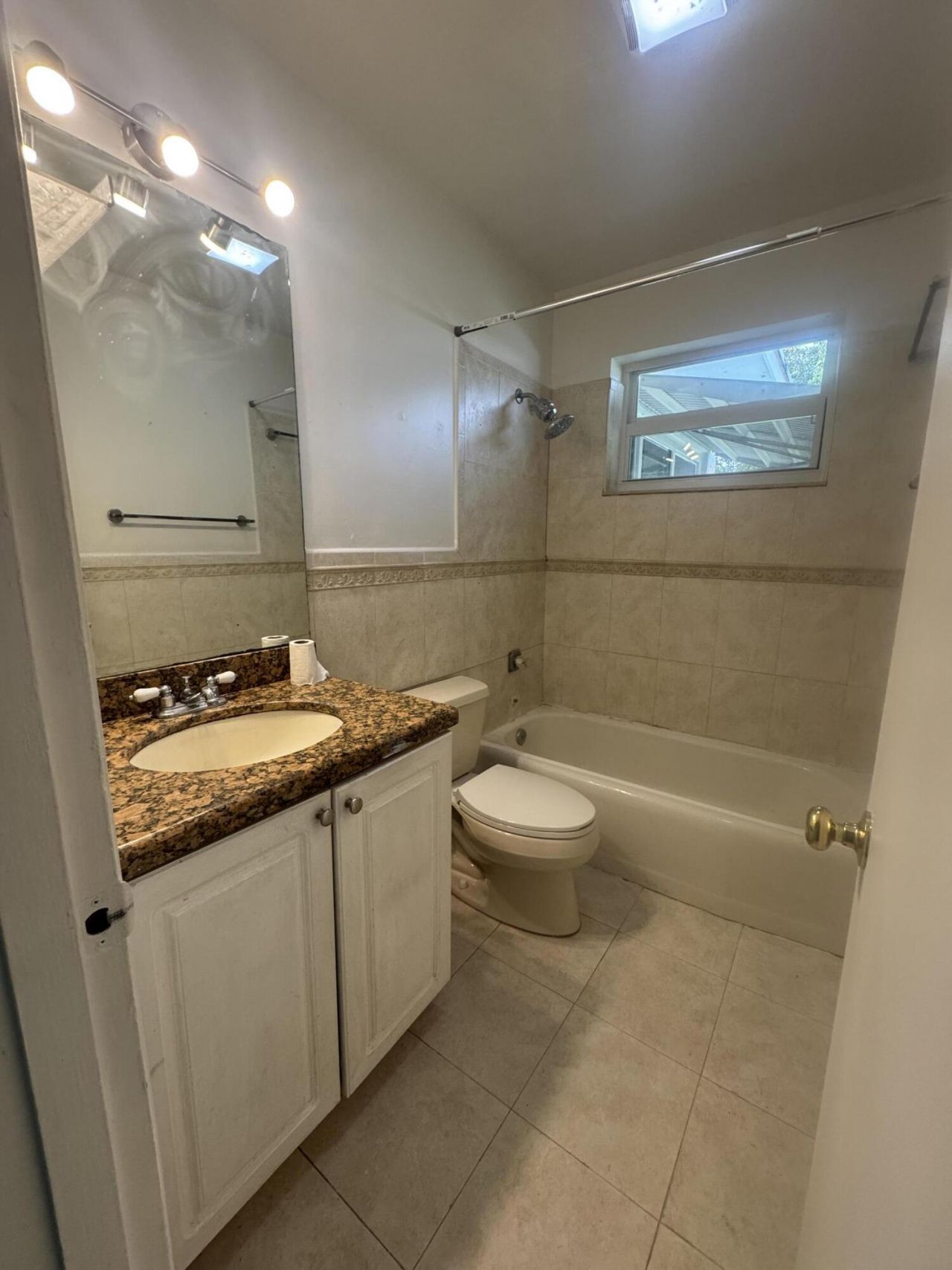 7821 NW 14th Street, Pembroke Pines, FL 33024 Photo