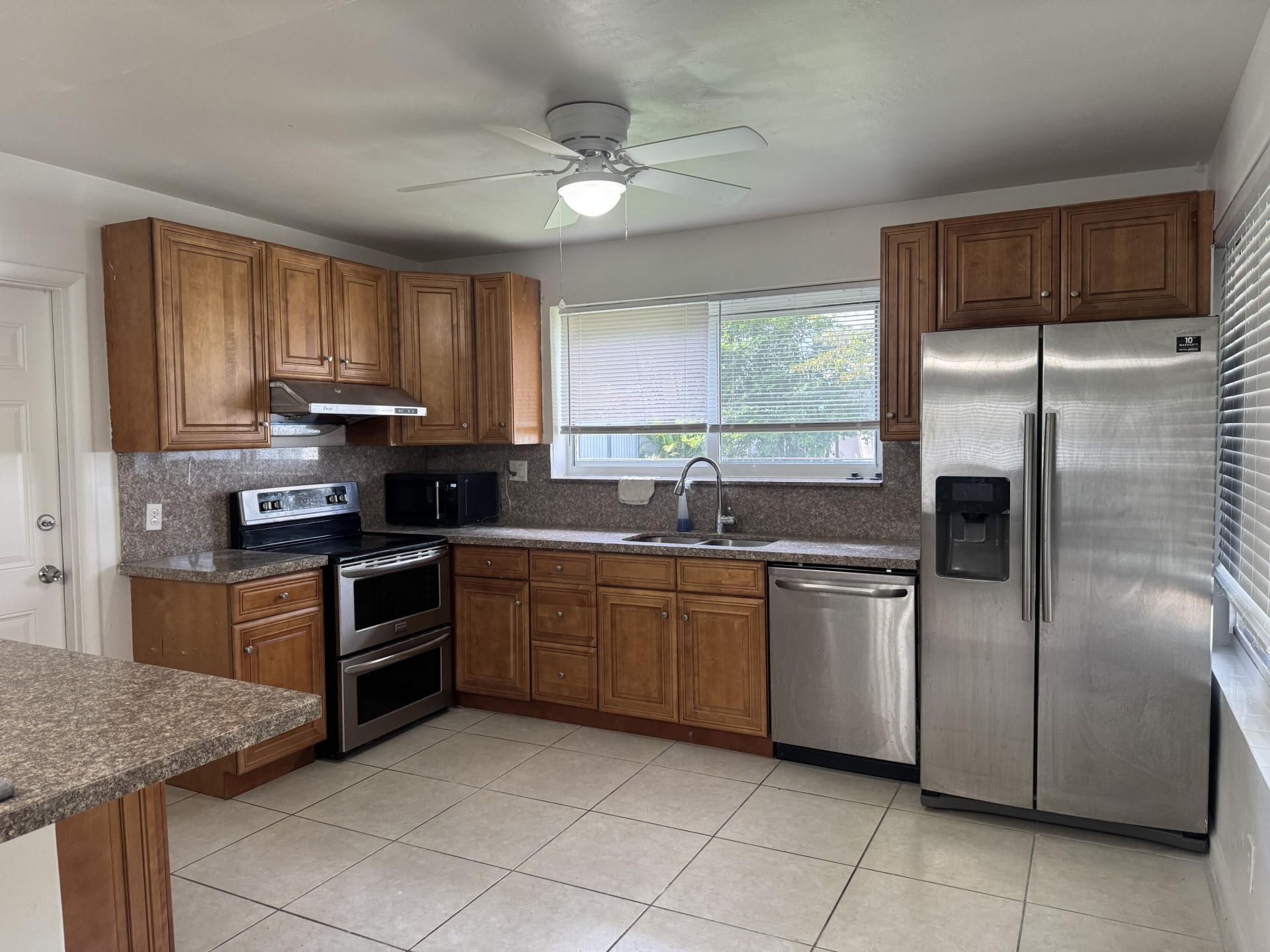7821 NW 14th Street, Pembroke Pines, FL 33024 Photo