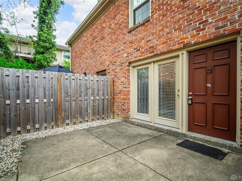 41 Winchester, Unit J, Centerville, OH 45458 Photo 11