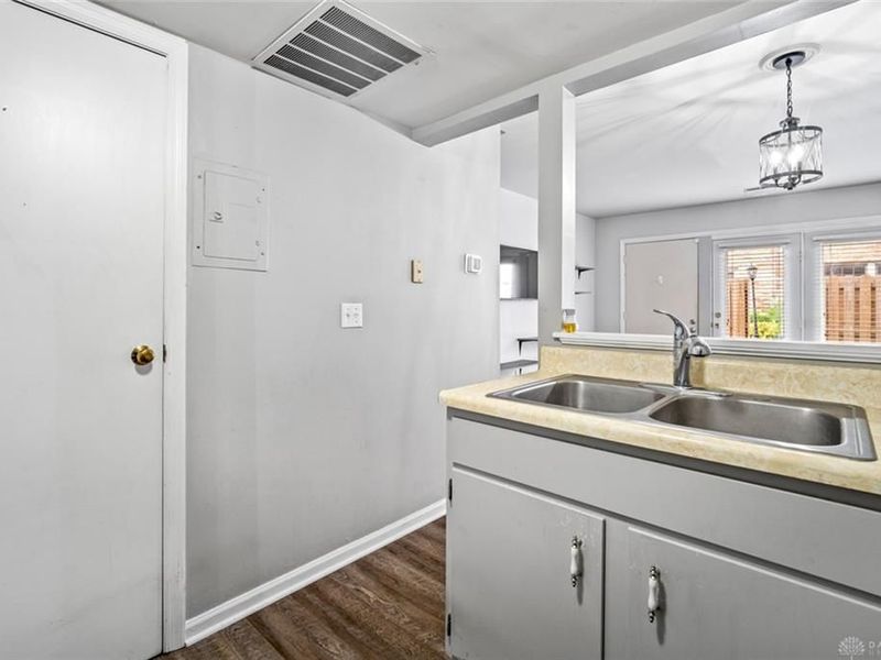 41 Winchester, Unit J, Centerville, OH 45458 Photo 16