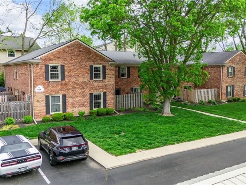 41 Winchester, Unit J, Centerville, OH 45458 Photo 2