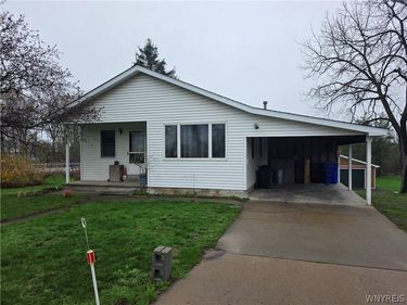 4202 Shelby Basin Road, Medina, NY 14103