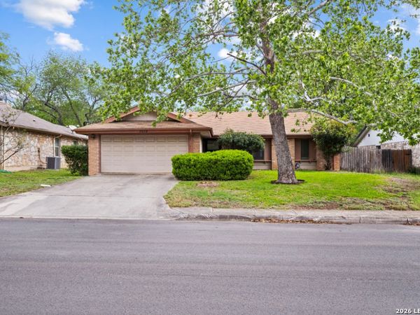 3039 Heidi, San Antonio, TX 78247