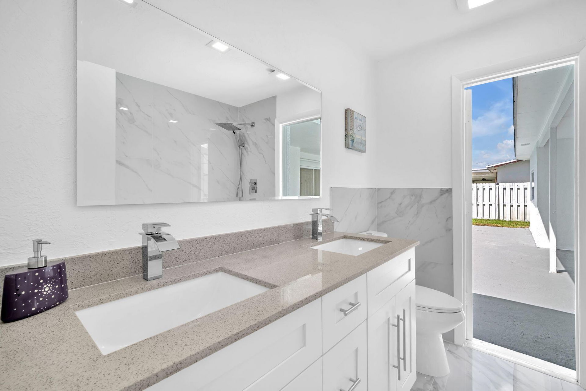 9490 NW 20th Place, Sunrise, FL 33322 Photo