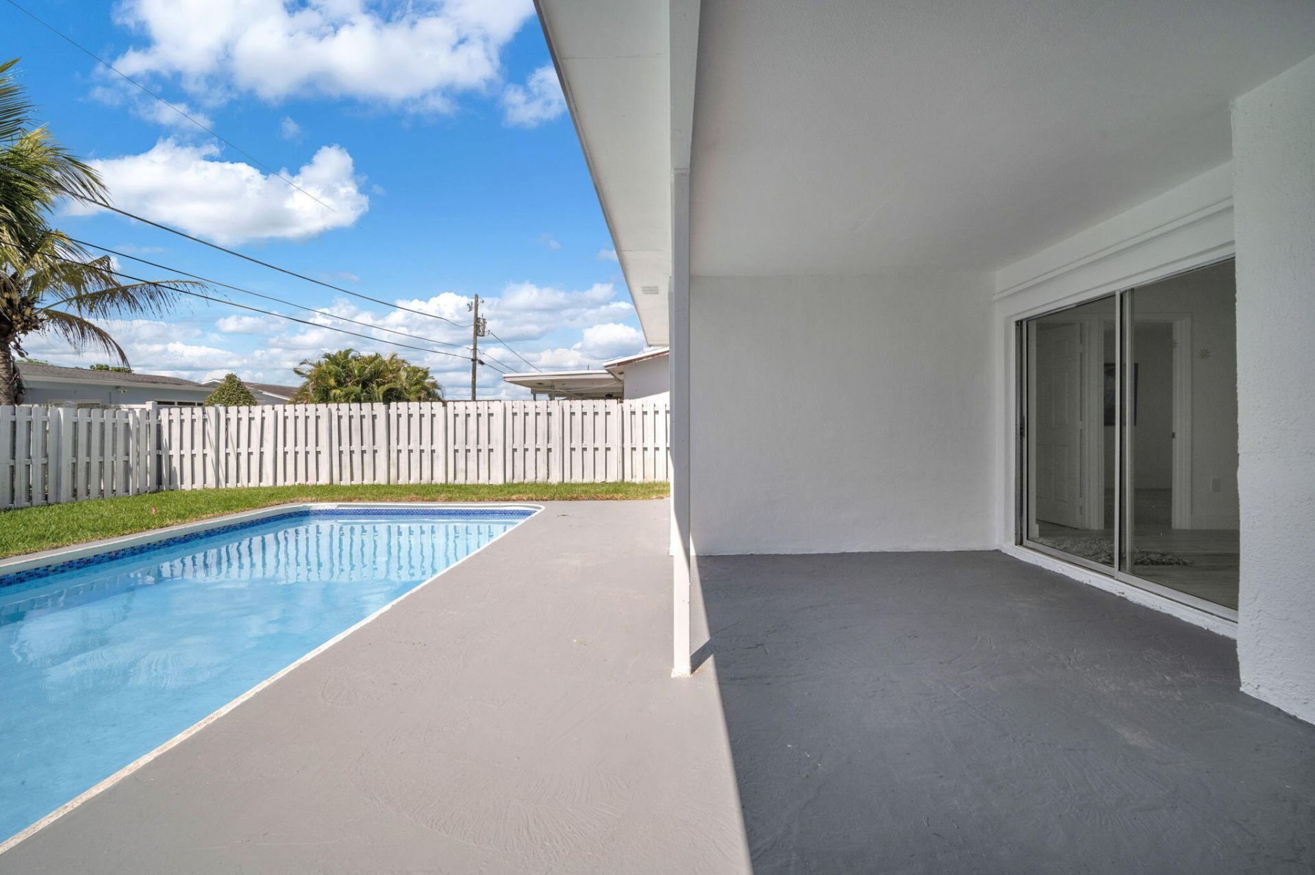 9490 NW 20th Place, Sunrise, FL 33322 Photo