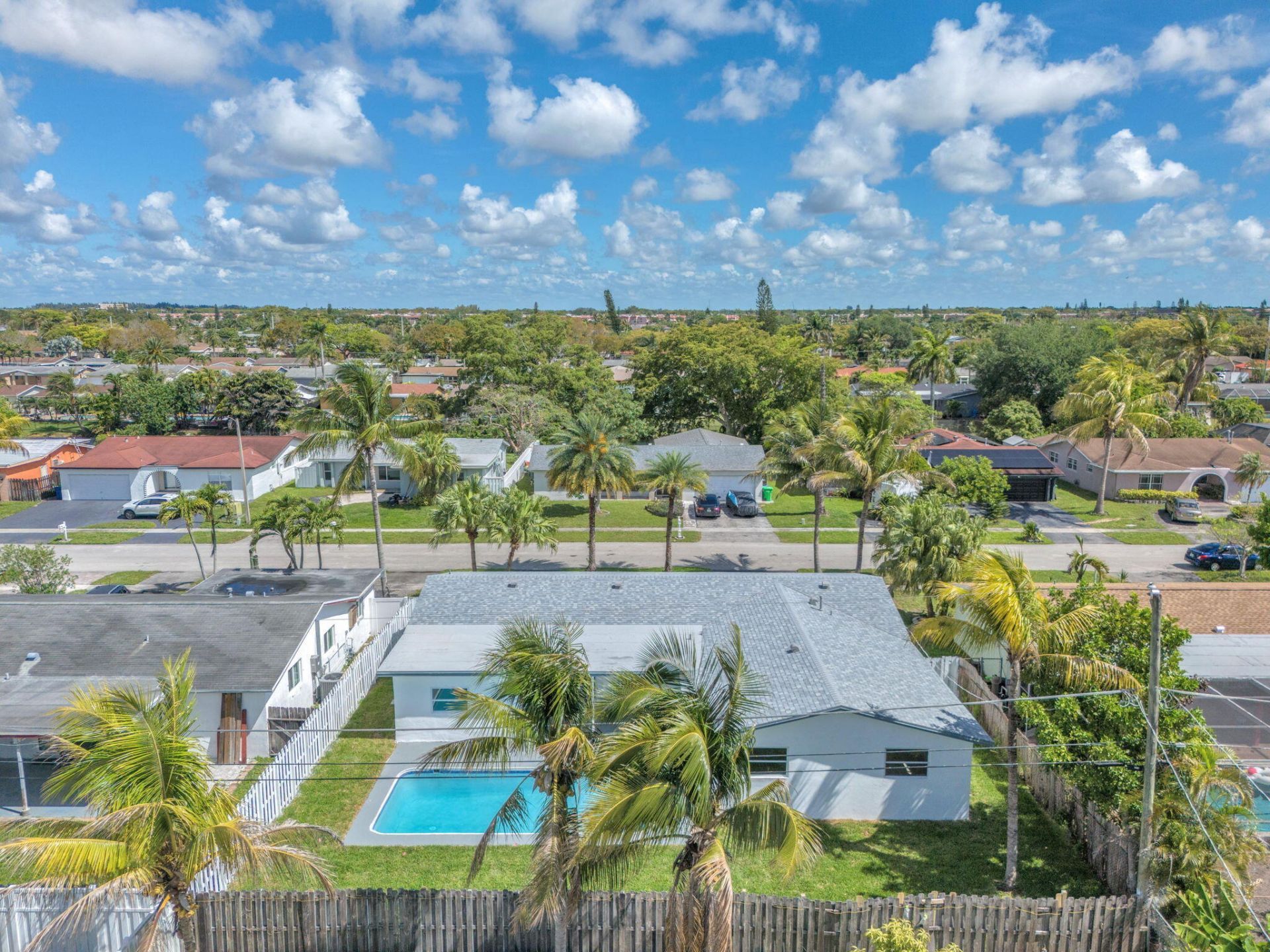 9490 NW 20th Place, Sunrise, FL 33322 Photo