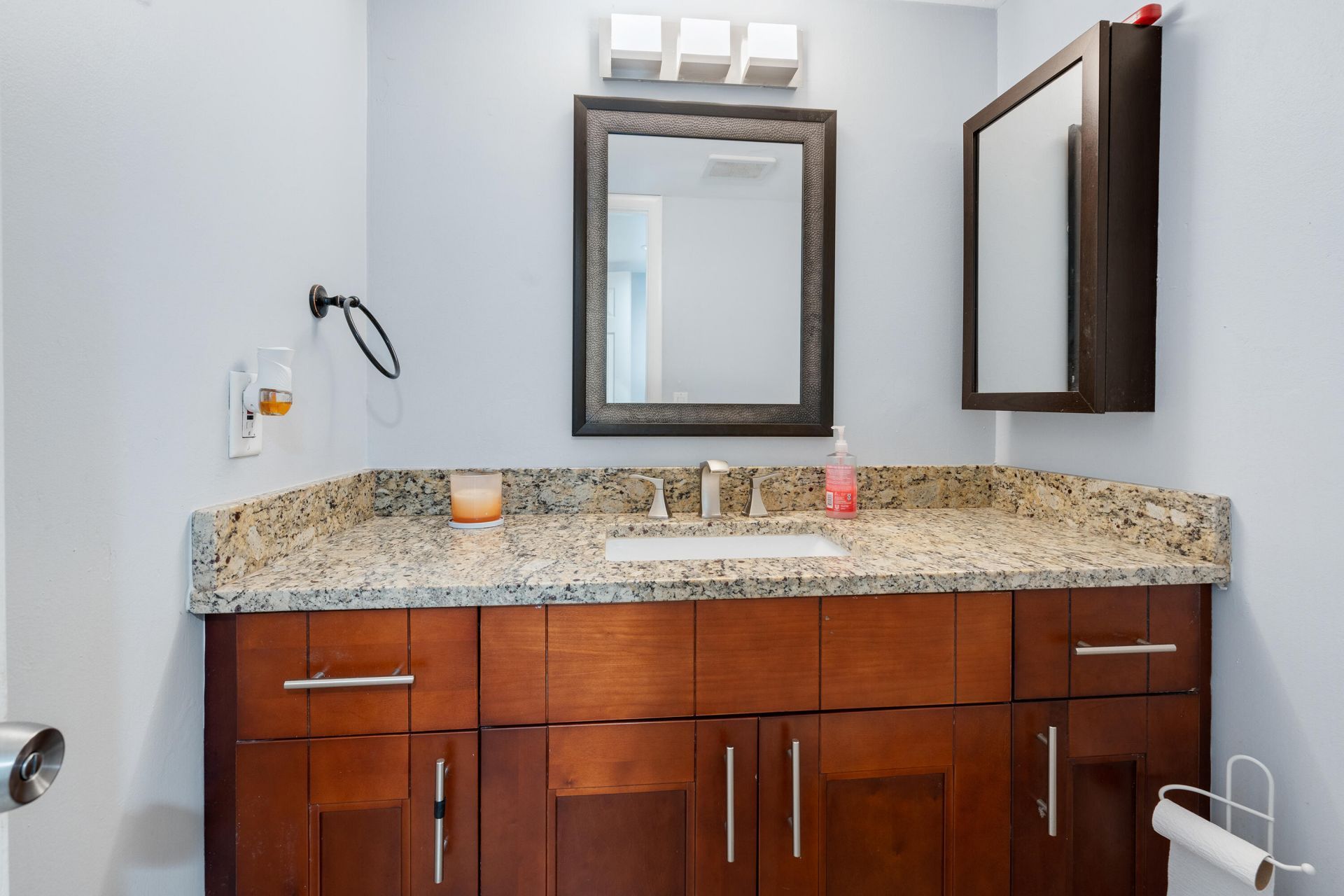 2244 White Pine Circle, Unit B, Greenacres, FL 33415 Photo