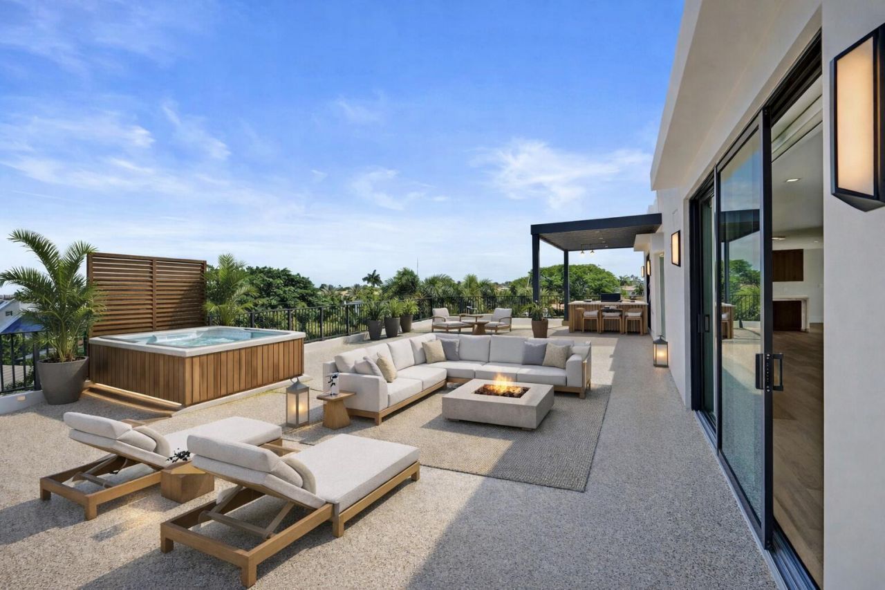 365 NE 3rd Street, Boca Raton, FL 33432 Photo