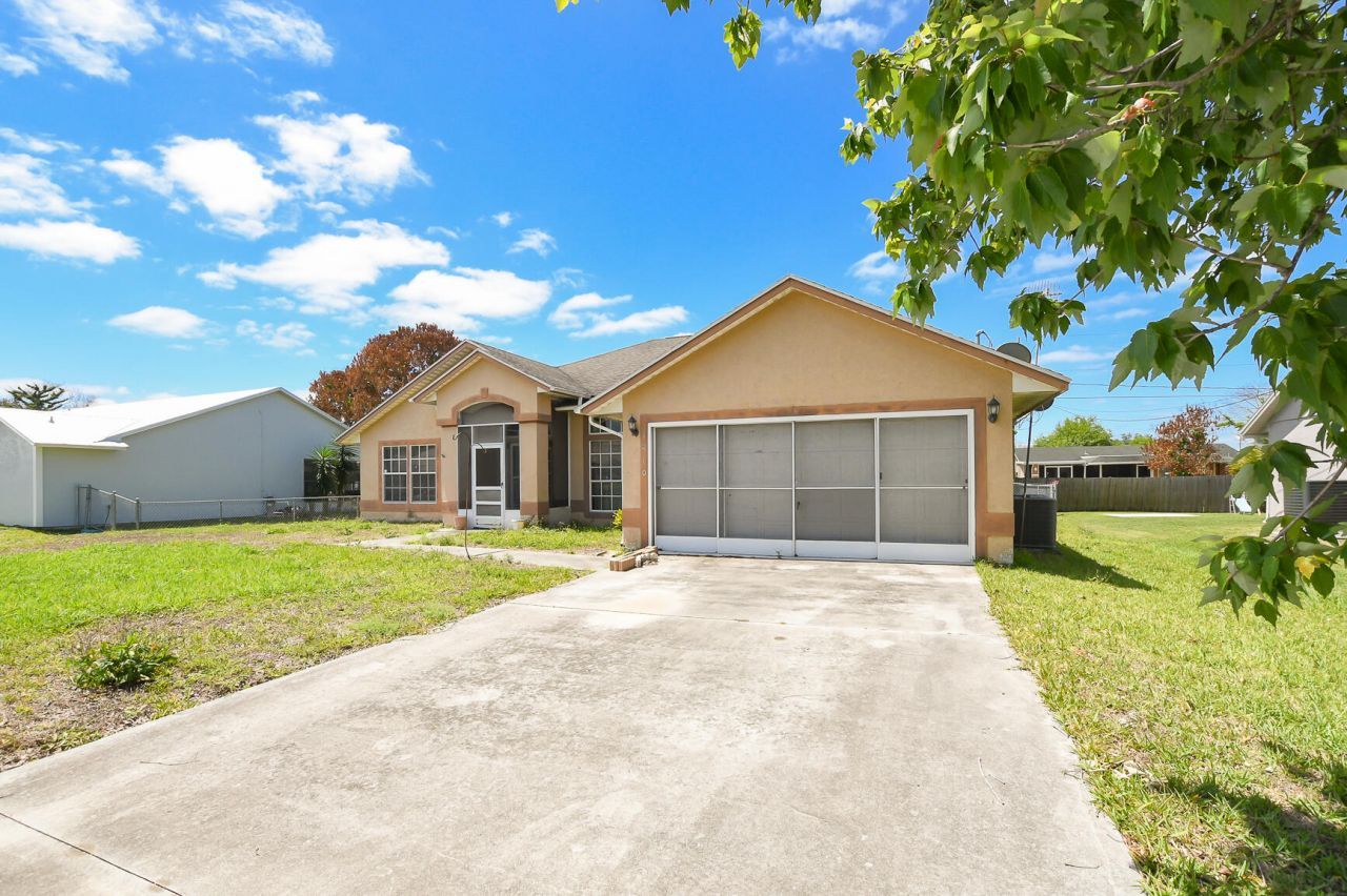 1810 SW Mcallister Lane, Port Saint Lucie, FL 34953 Photo