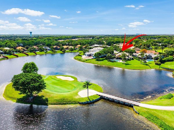 3566 Loire Lane, Palm Beach Gardens, FL 33410