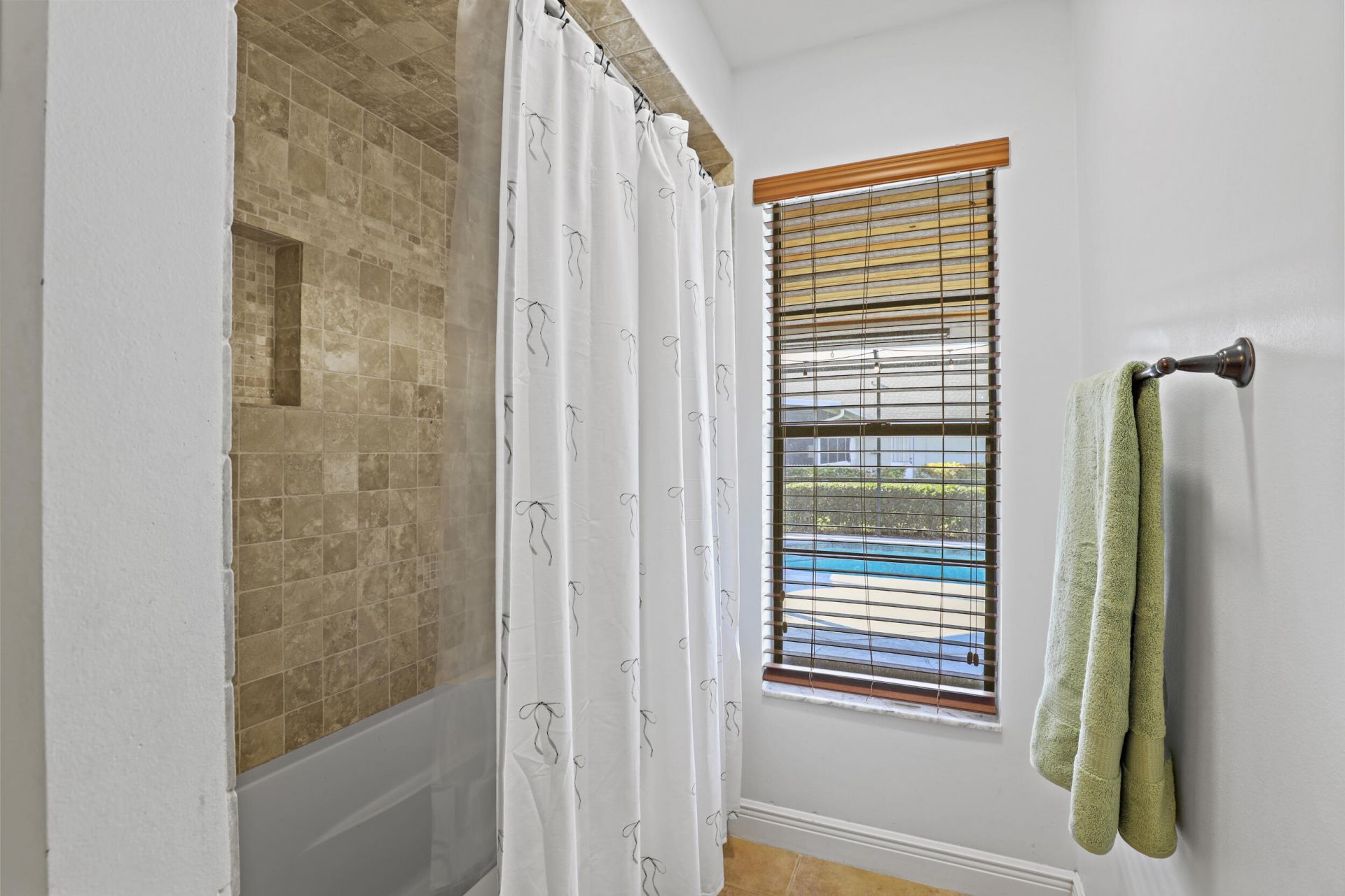 3679 Woods Walk Boulevard, Wellington, FL 33467 Photo