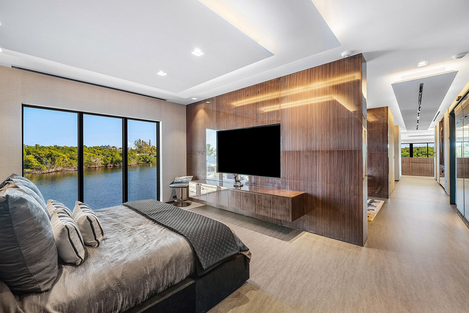 2934 NE 8th Avenue, Boca Raton, FL 33431 Photo