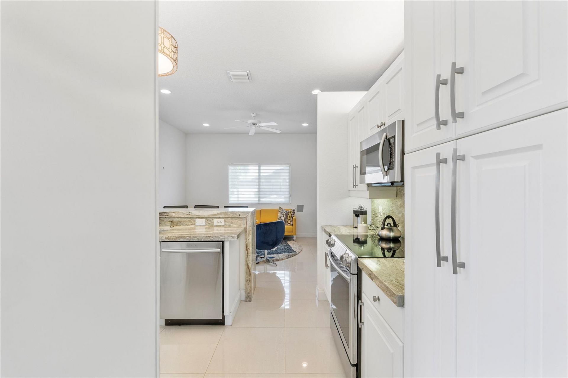 7940 Exeter Circle E, Unit 201, Tamarac, FL 33321 Photo