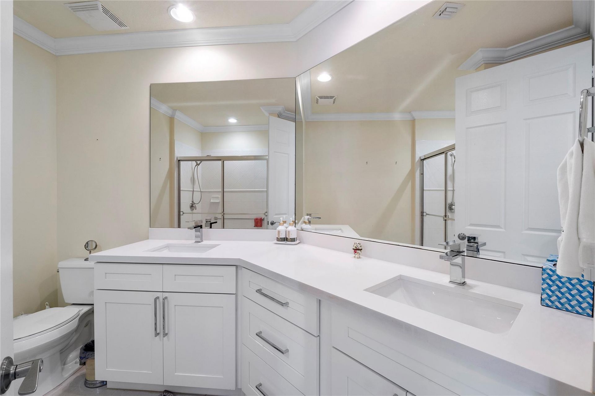 7940 Exeter Circle E, Unit 201, Tamarac, FL 33321 Photo