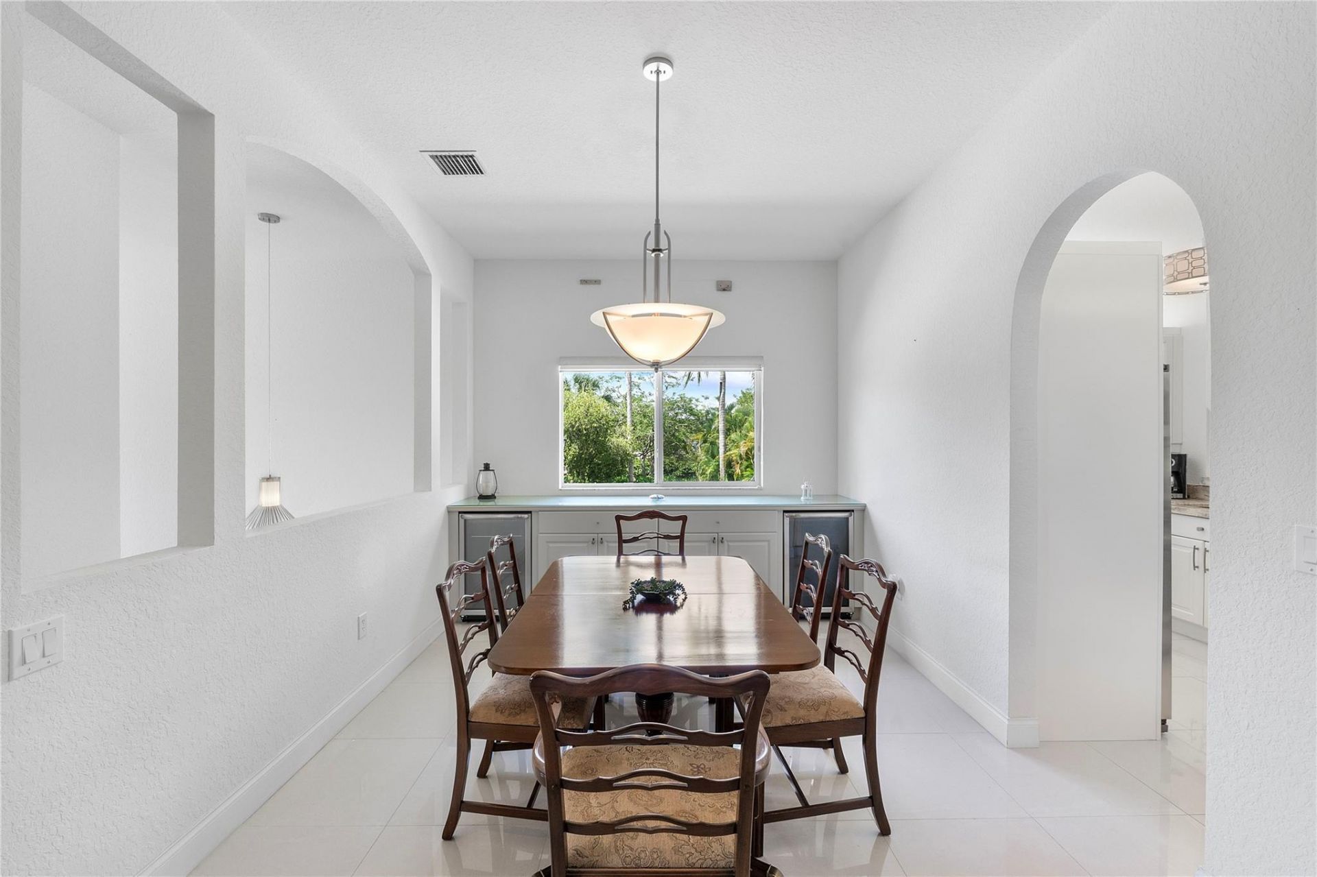 7940 Exeter Circle E, Unit 201, Tamarac, FL 33321 Photo