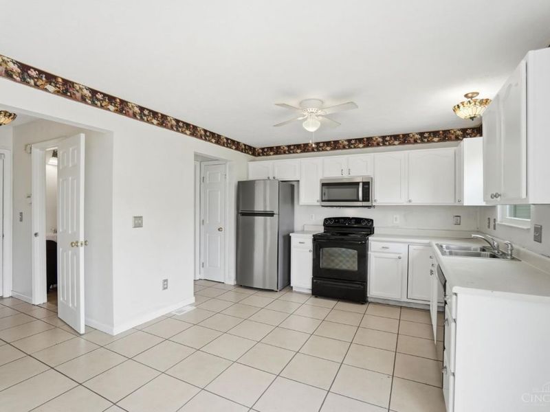 7771 Wild Turkey Walk, Hamilton Twp, OH 45039 Photo 8