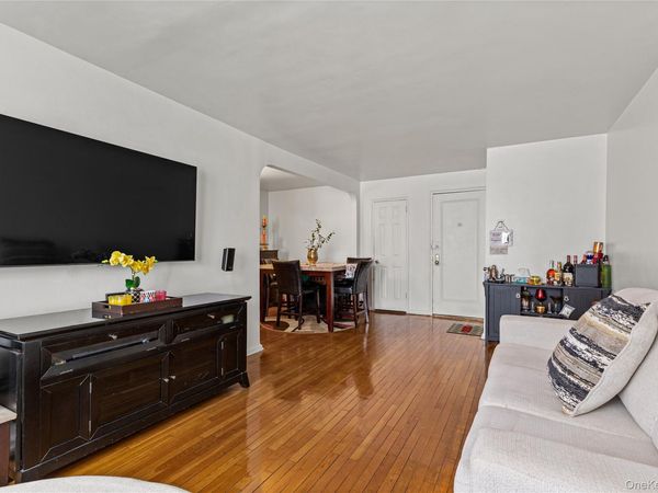 3239 Barker Avenue, Unit 2J, Bronx, NY 10467