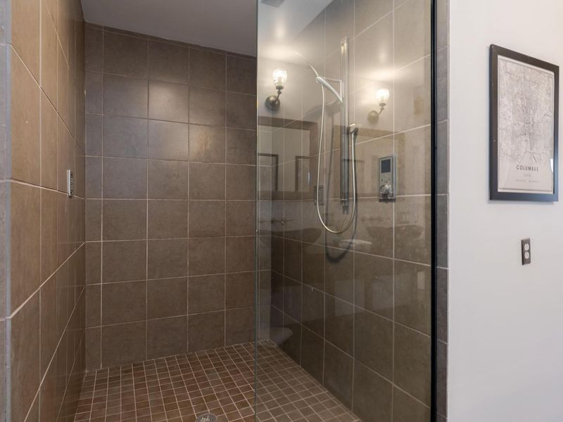 225 N 4th Street, Unit # 303, Columbus, OH 43215 Photo 24