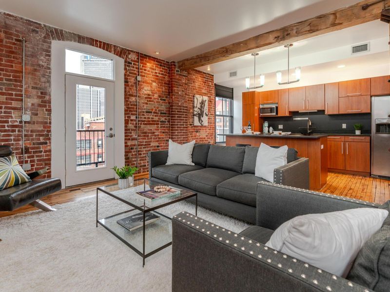 225 N 4th Street, Unit # 303, Columbus, OH 43215 Photo 9