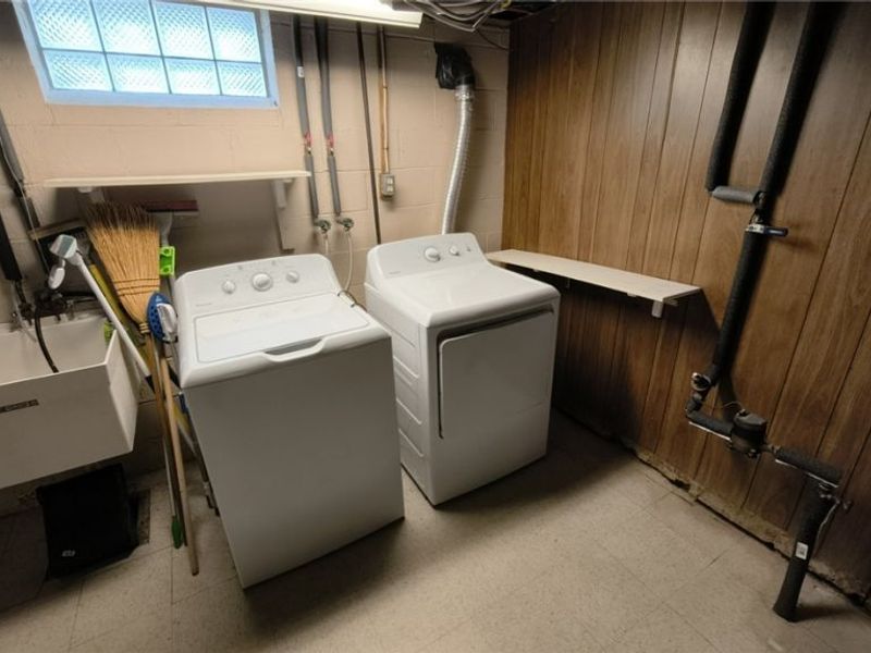 11531 Barrington Boulevard, Parma Heights, OH 44130 Photo 23