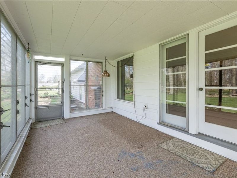 2142 Waynoka Road, Euclid, OH 44117 Photo 20