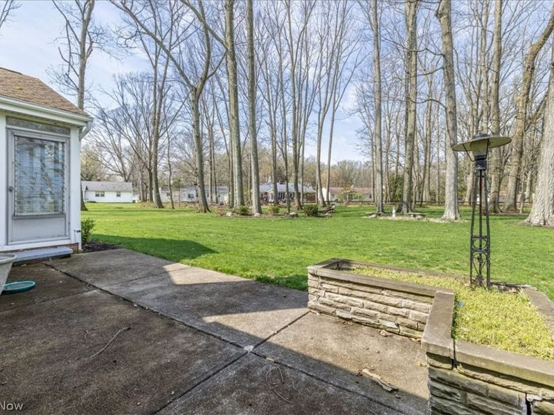 2142 Waynoka Road, Euclid, OH 44117 Photo 22