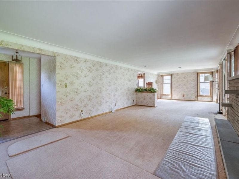 2142 Waynoka Road, Euclid, OH 44117 Photo 6