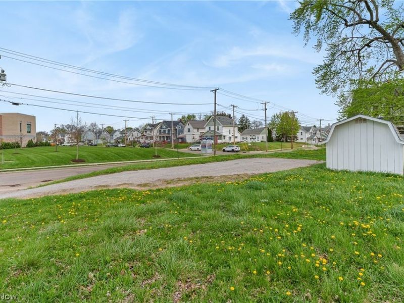 703 Arlington Avenue SW, Canton, OH 44706 Photo 5