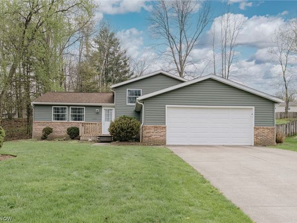 10220 Belmeadow Drive, Twinsburg, OH 44087