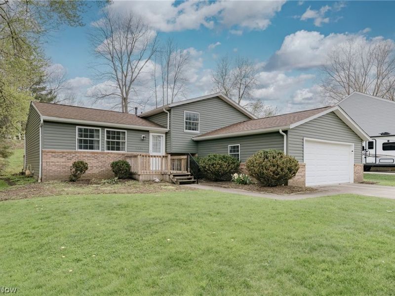 10220 Belmeadow Drive, Twinsburg, OH 44087 Photo 2