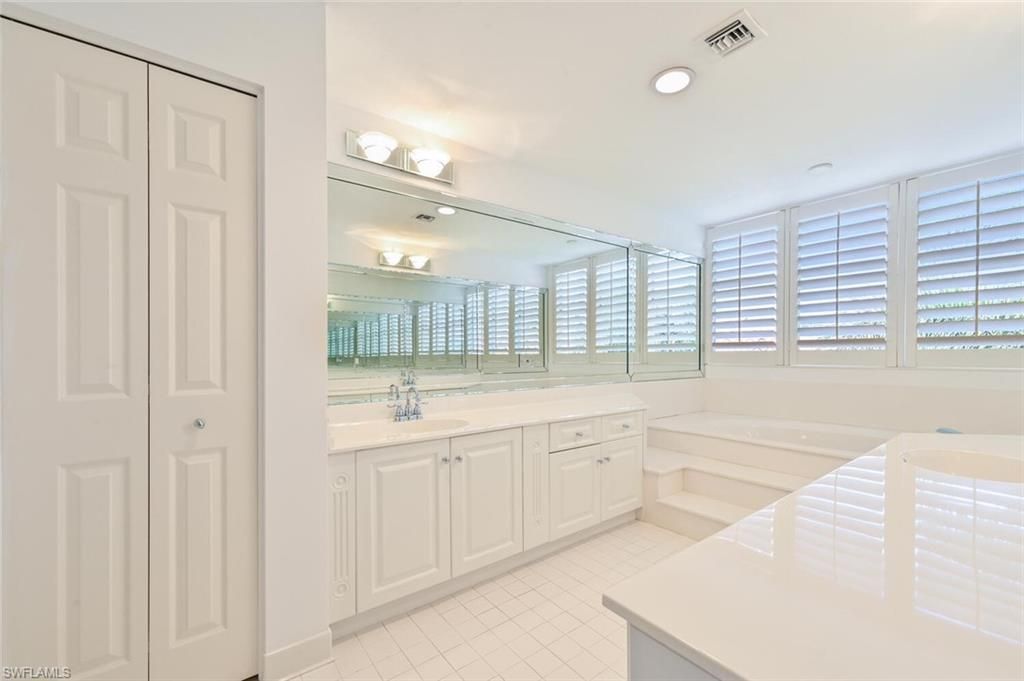 6549 Marissa Loop, Unit 26, Naples, FL 34108 Photo