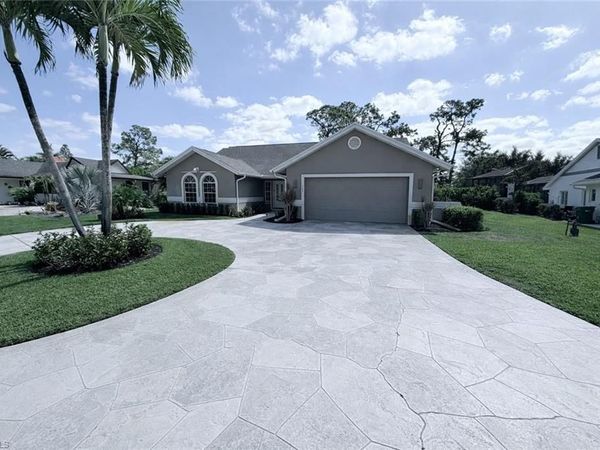 108 Palmetto Dunes CIR, NAPLES, FL 34113