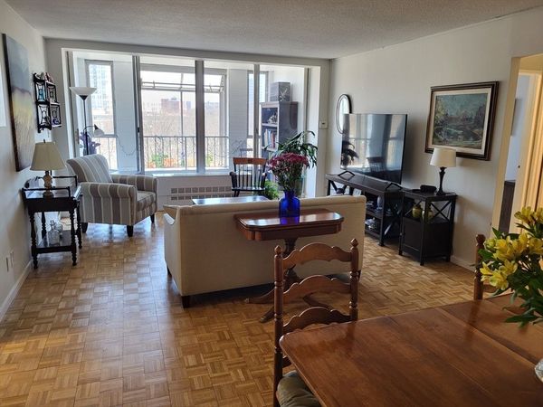 33 Pond Ave., Unit 805, Brookline, MA 02445