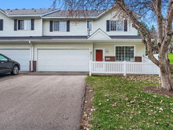 3001 Juniper Lane, Unit J, Woodbury, MN 55125