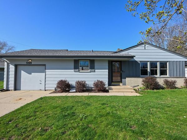 5319 Lakeside DRIVE, Greendale, WI 53129